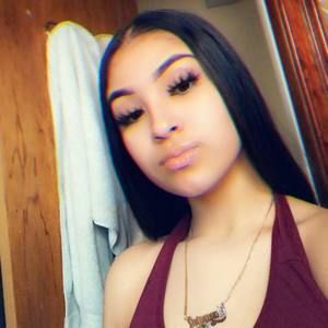 Meet your Posher, Dayanara